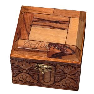 Olive Wood Keepsake Trinket Box Holy Land Bethlehem Red Velvet Lining Hinged 3"